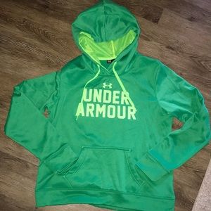 Women’s under armour sweatshirt large